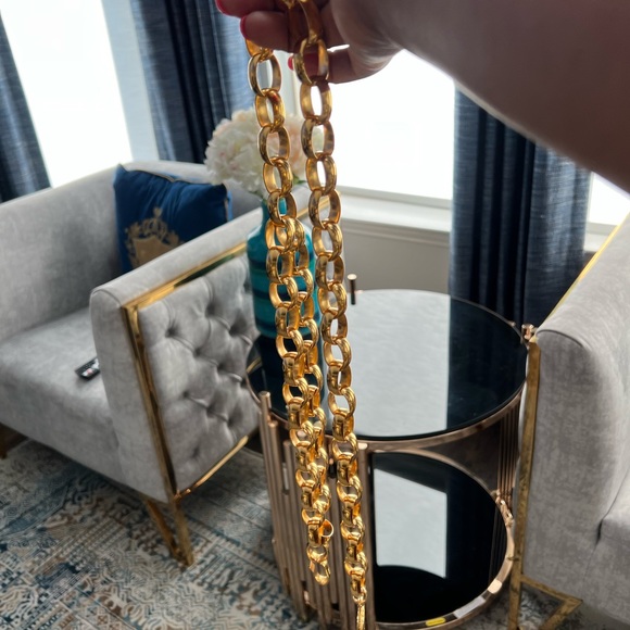 VINTAGE CHANEL BELT - Picture 9 of 12